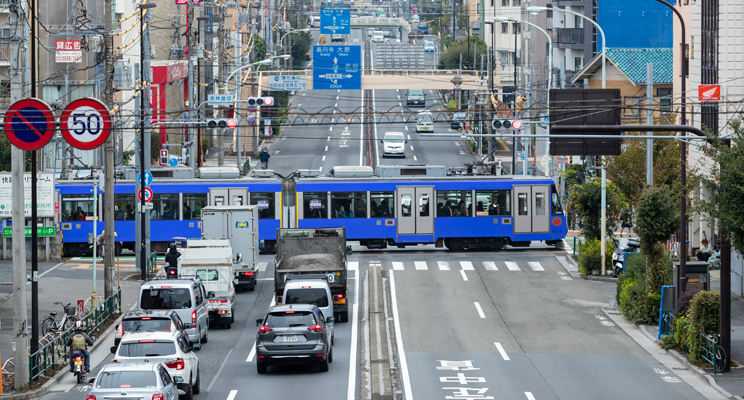 Kannana-dori Avenue and the Setagaya Line