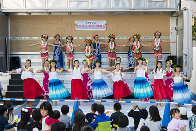 せたがや駅前 楽市楽座